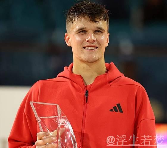 德约科维奇：门希克的成长与蜕变让我敬佩